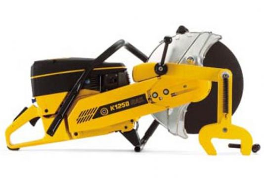 點擊查看詳細信息<br>標(biāo)題：K1250內(nèi)燃鋼軌鋸軌機 閱讀次數(shù)：2300