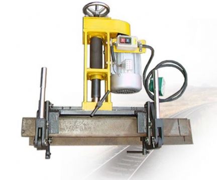 點擊查看詳細信息<br>標(biāo)題：三相電動鋼軌鉆孔機 閱讀次數(shù)：2163